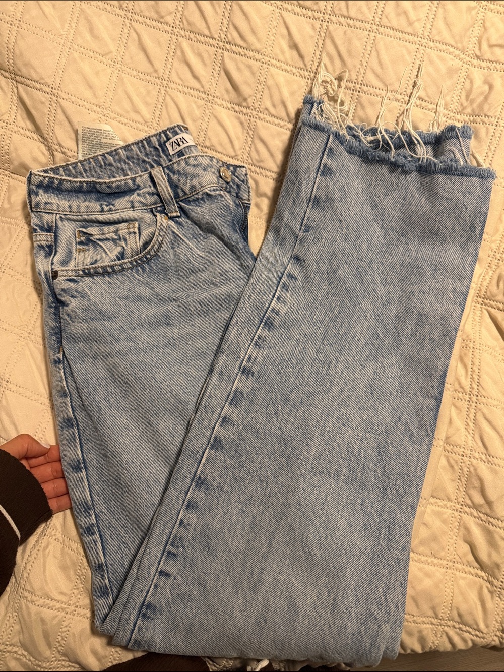 ZARA Light Wash Straight Leg Jeans with Frayed Hem